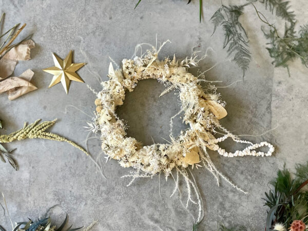 Bold White Wreath