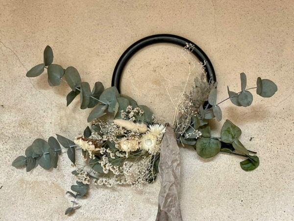 Black Ring Wreath